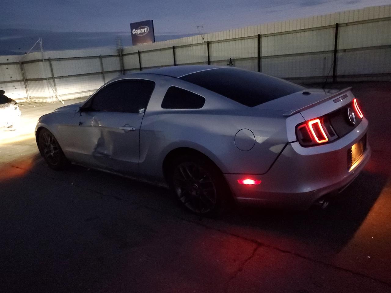 2013 FORD MUSTANG
