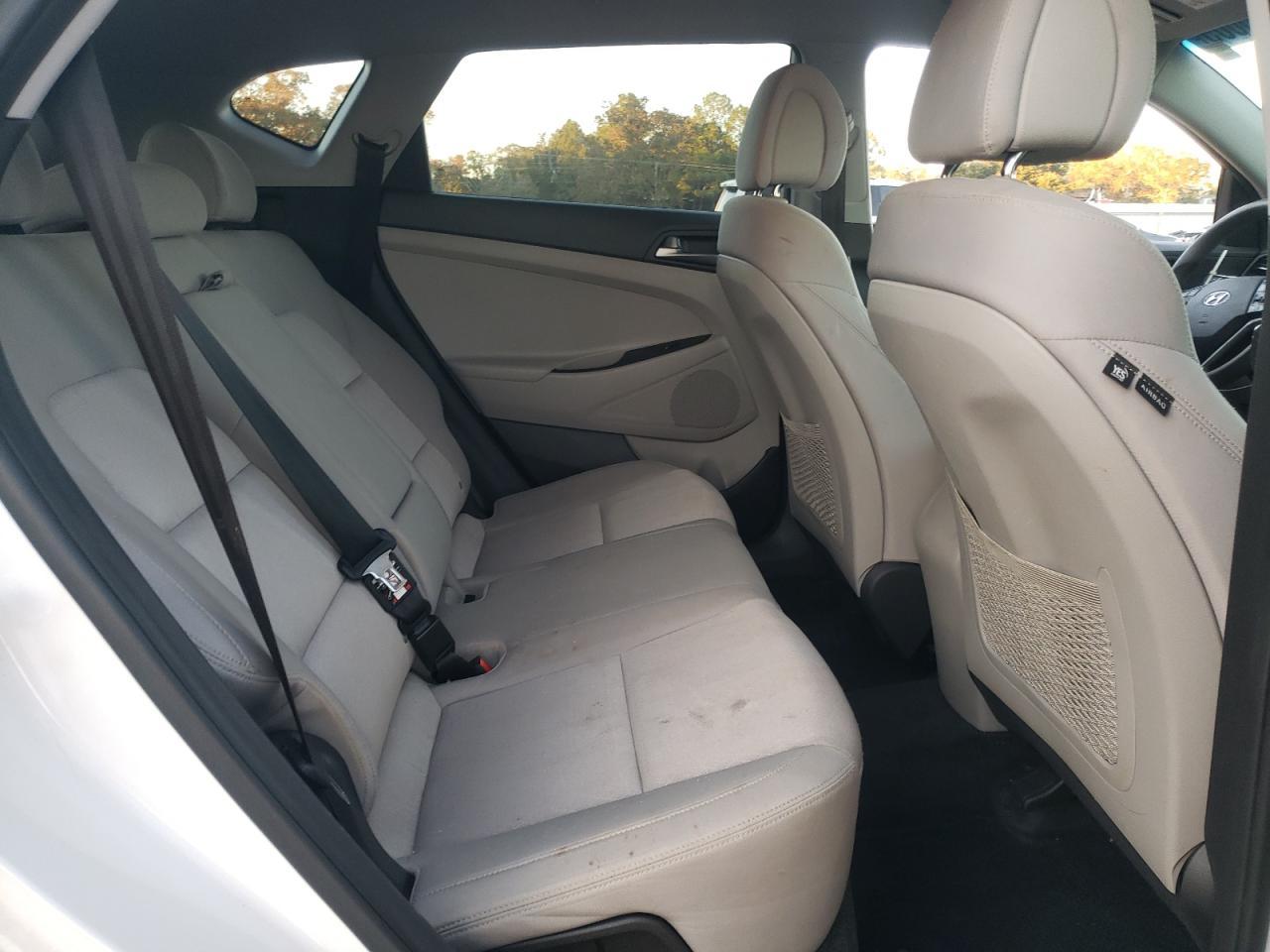 2017 HYUNDAI TUCSON