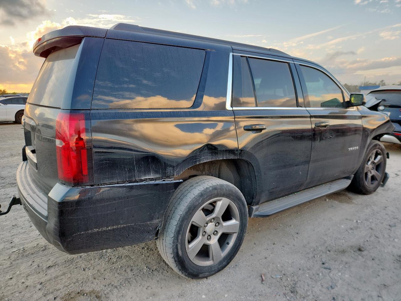 2017 CHEVROLET Tahoe