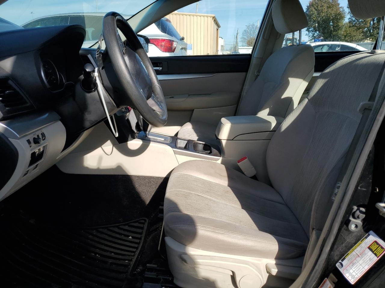 2014 SUBARU Legacy