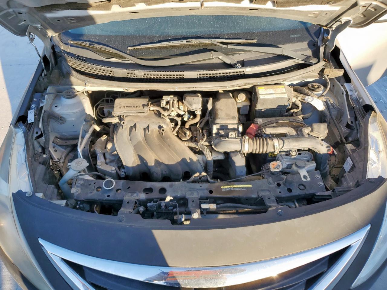 2016 NISSAN VERSA