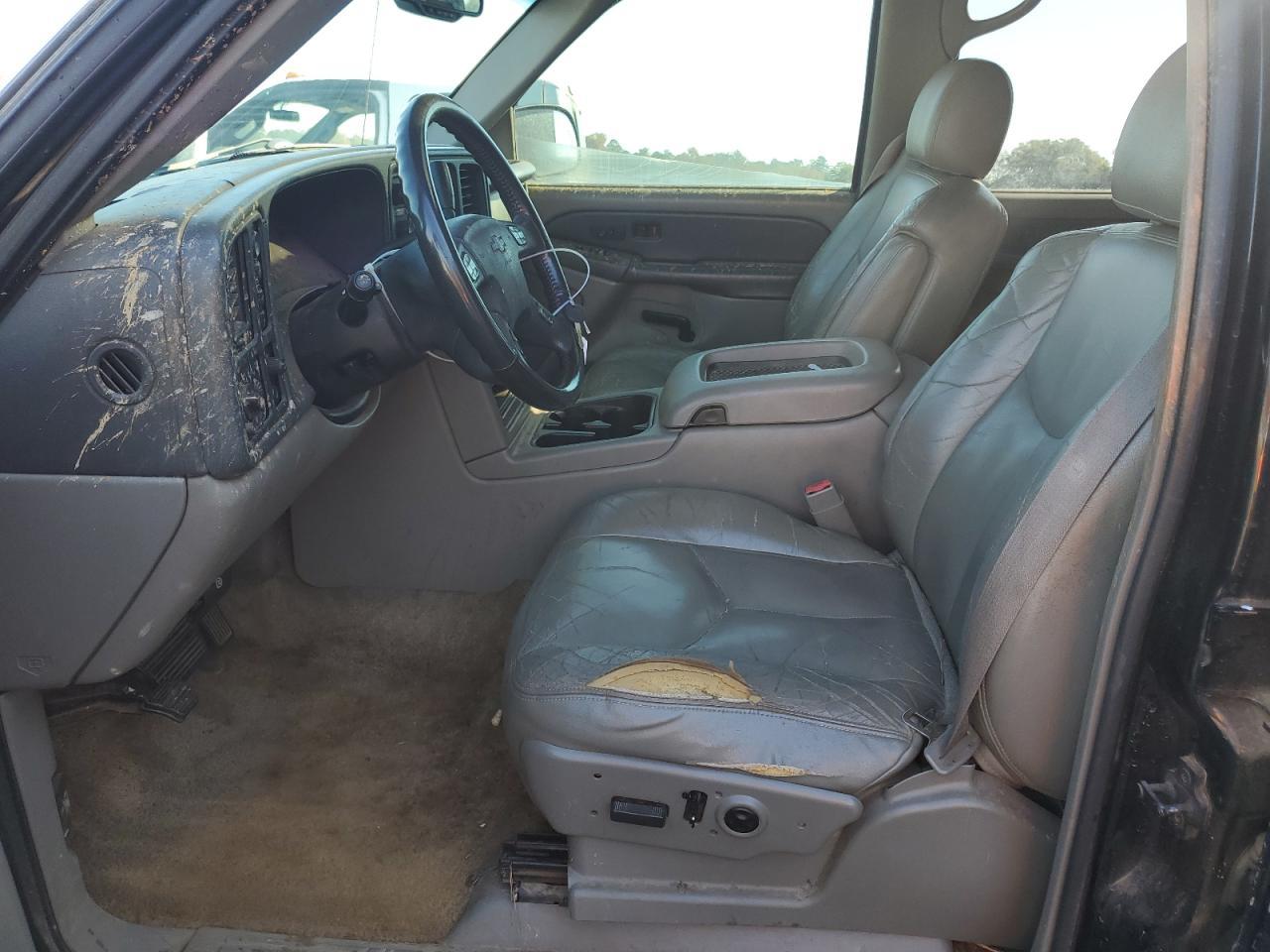 2003 CHEVROLET Suburban