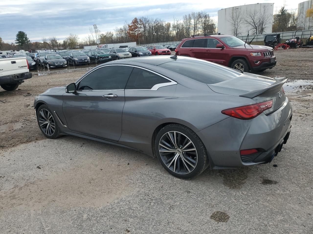 2017 INFINITI Q60