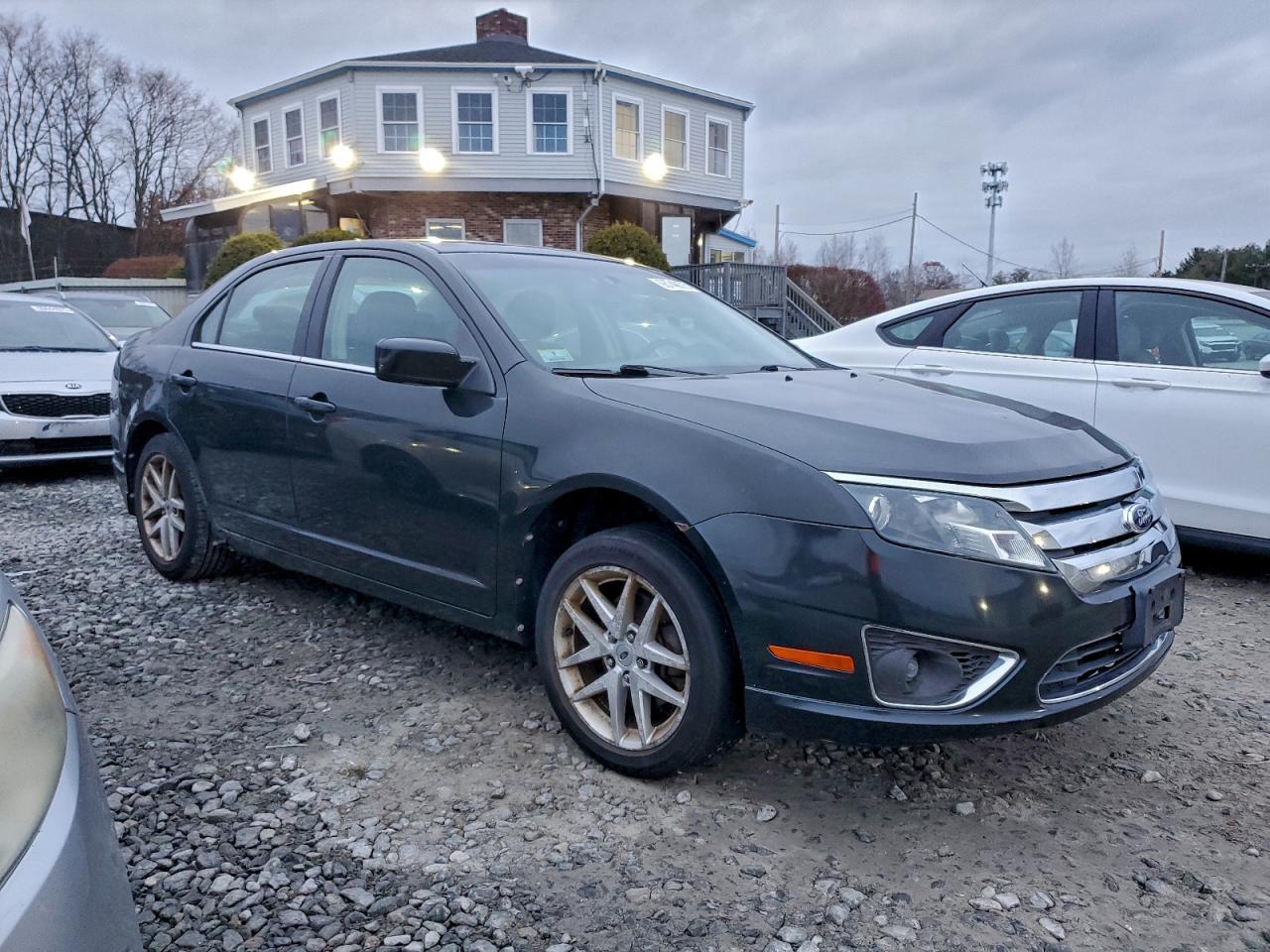 2010 FORD FUSION