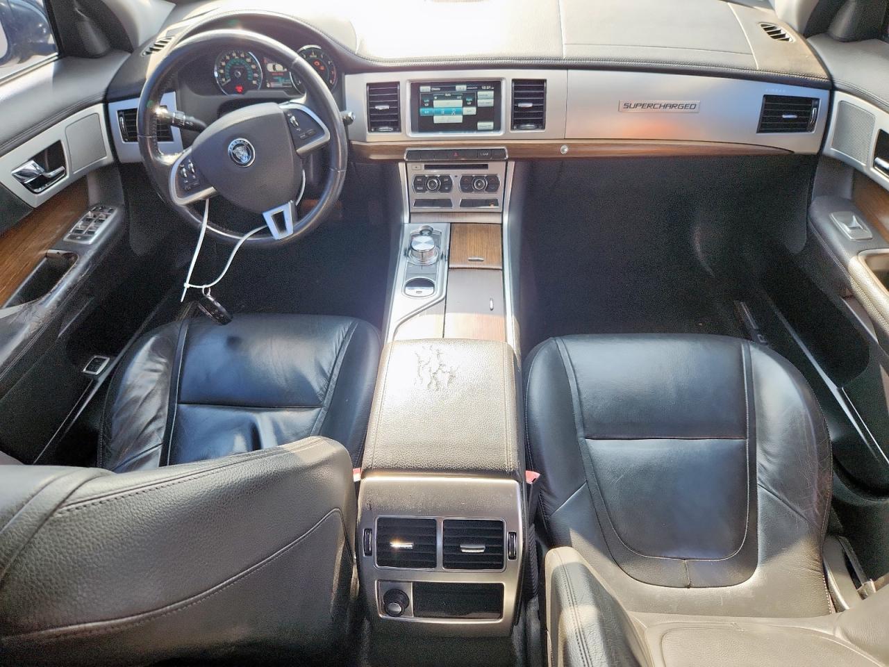 2014 JAGUAR XF