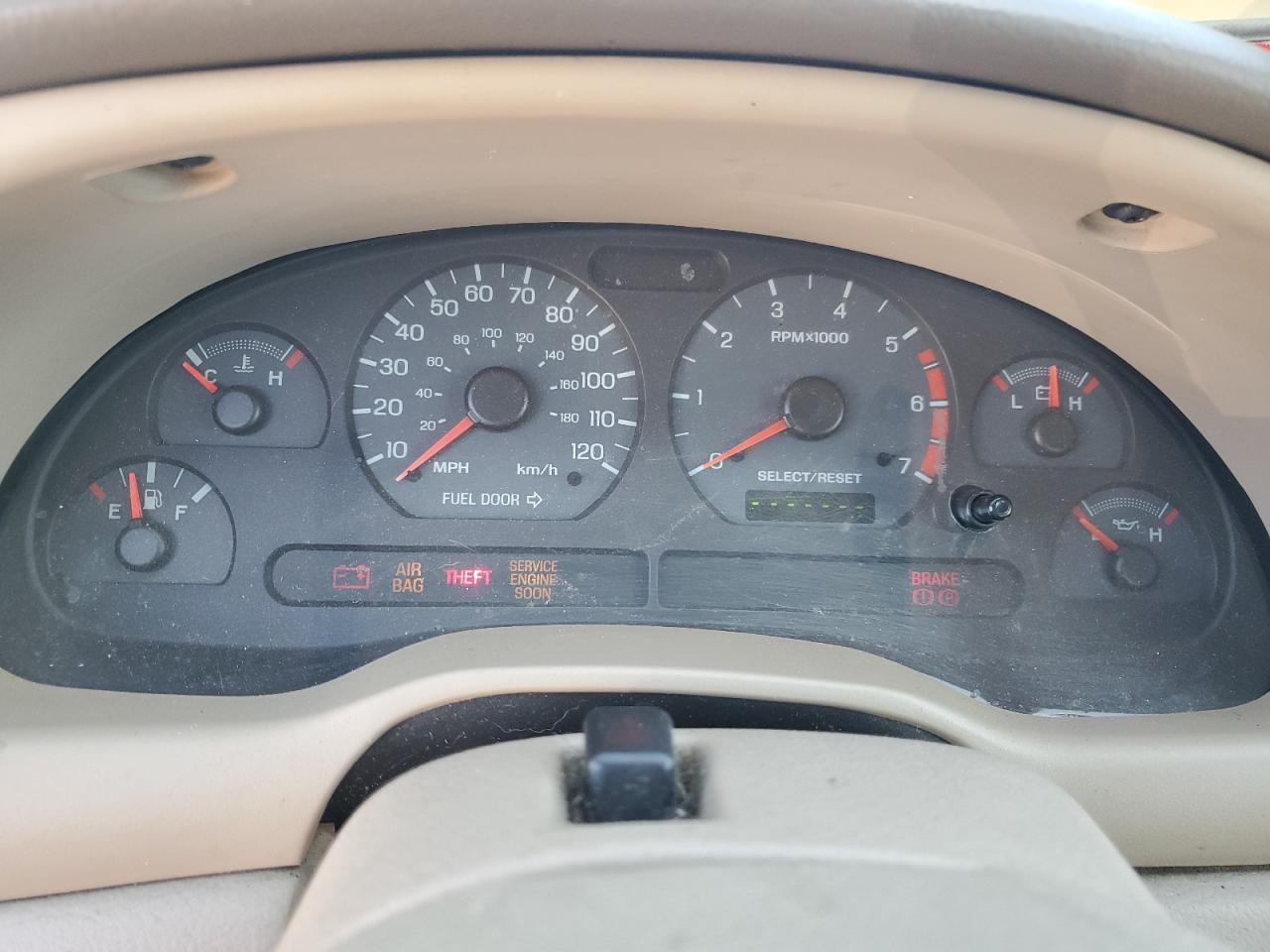 2004 FORD MUSTANG