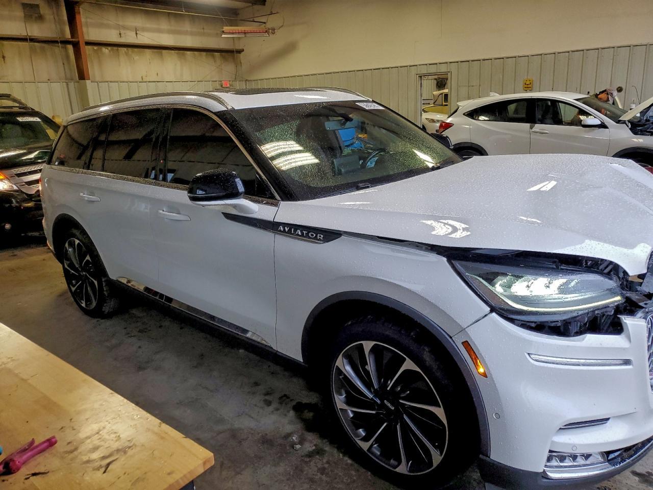 2021 LINCOLN Aviator