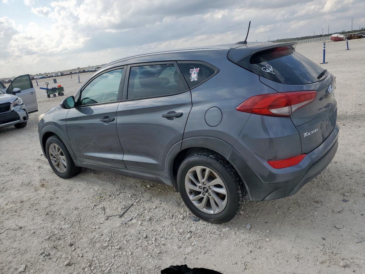 2016 HYUNDAI TUCSON