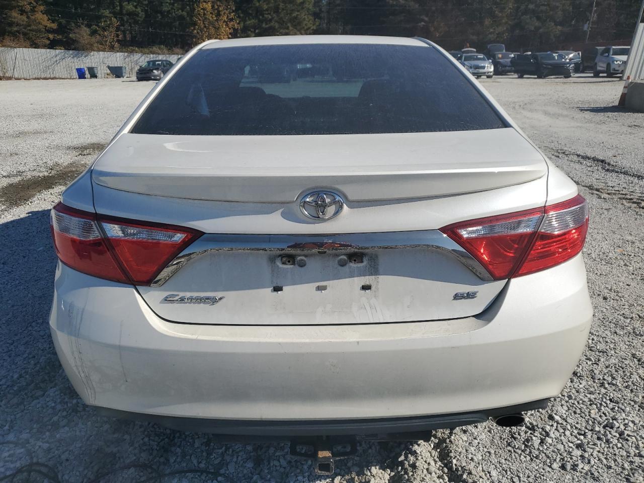 2017 TOYOTA CAMRY