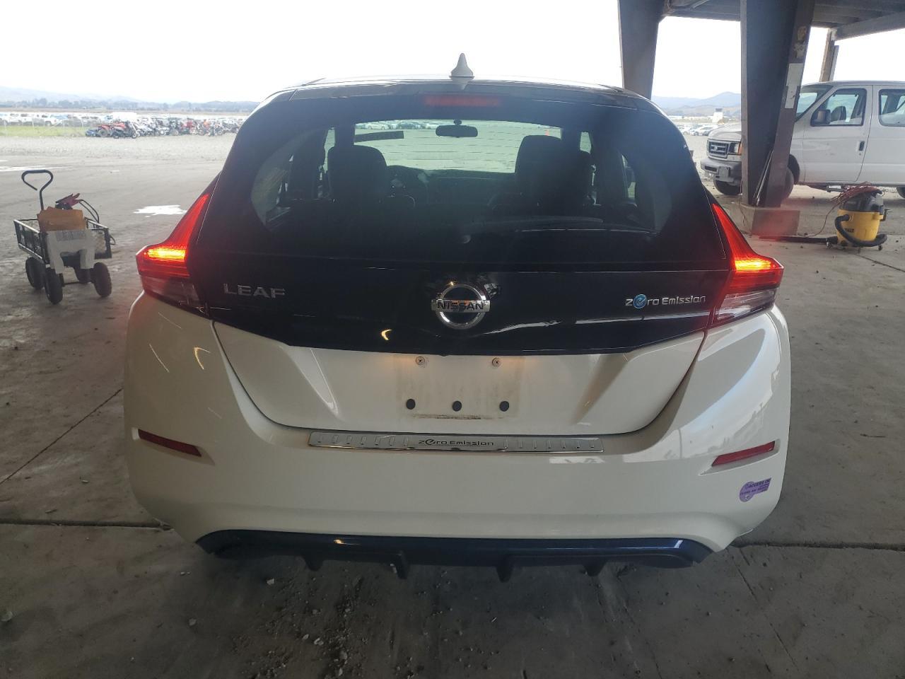 2019 NISSAN LEAF