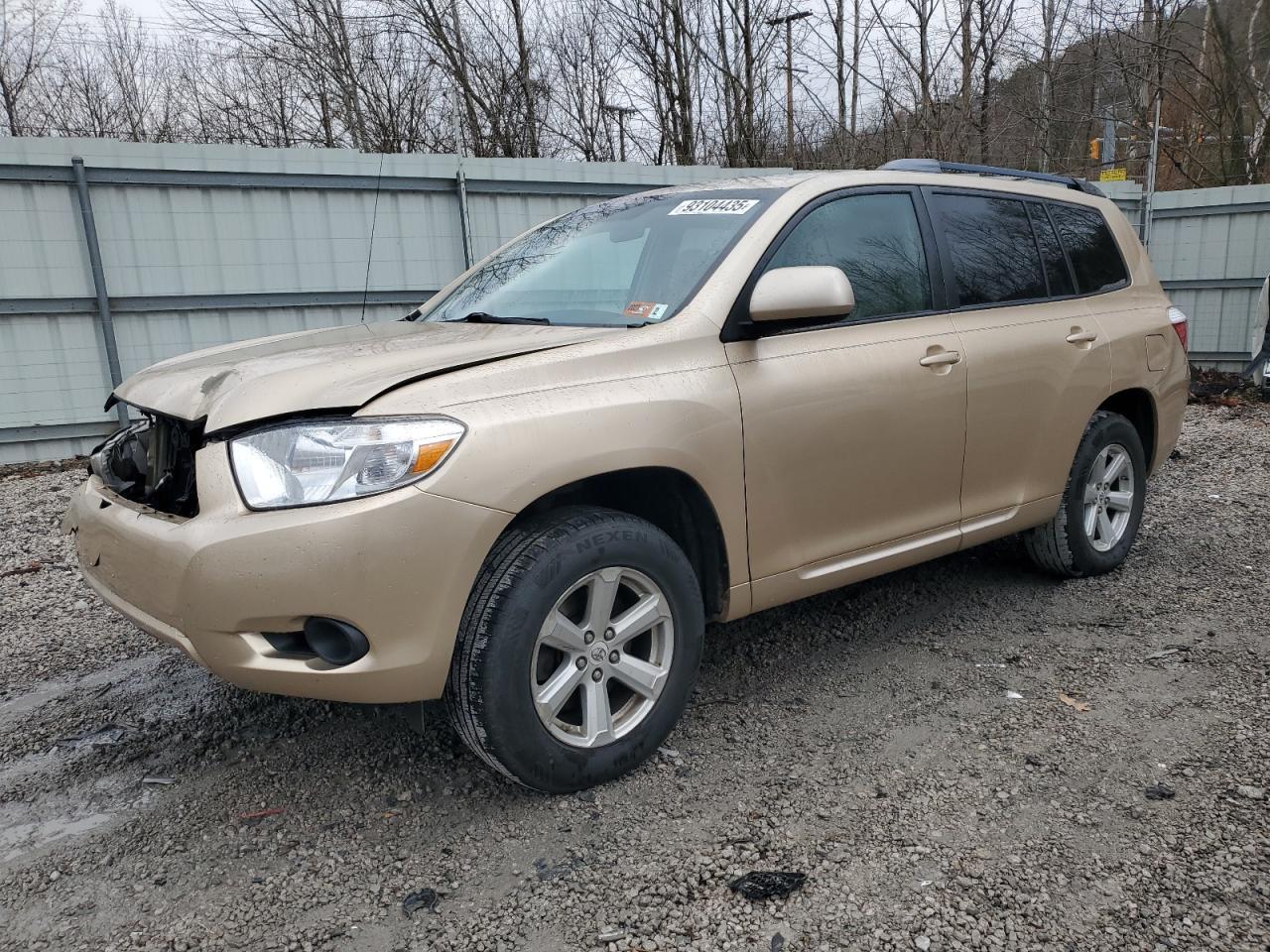 2010 TOYOTA HIGHLANDER