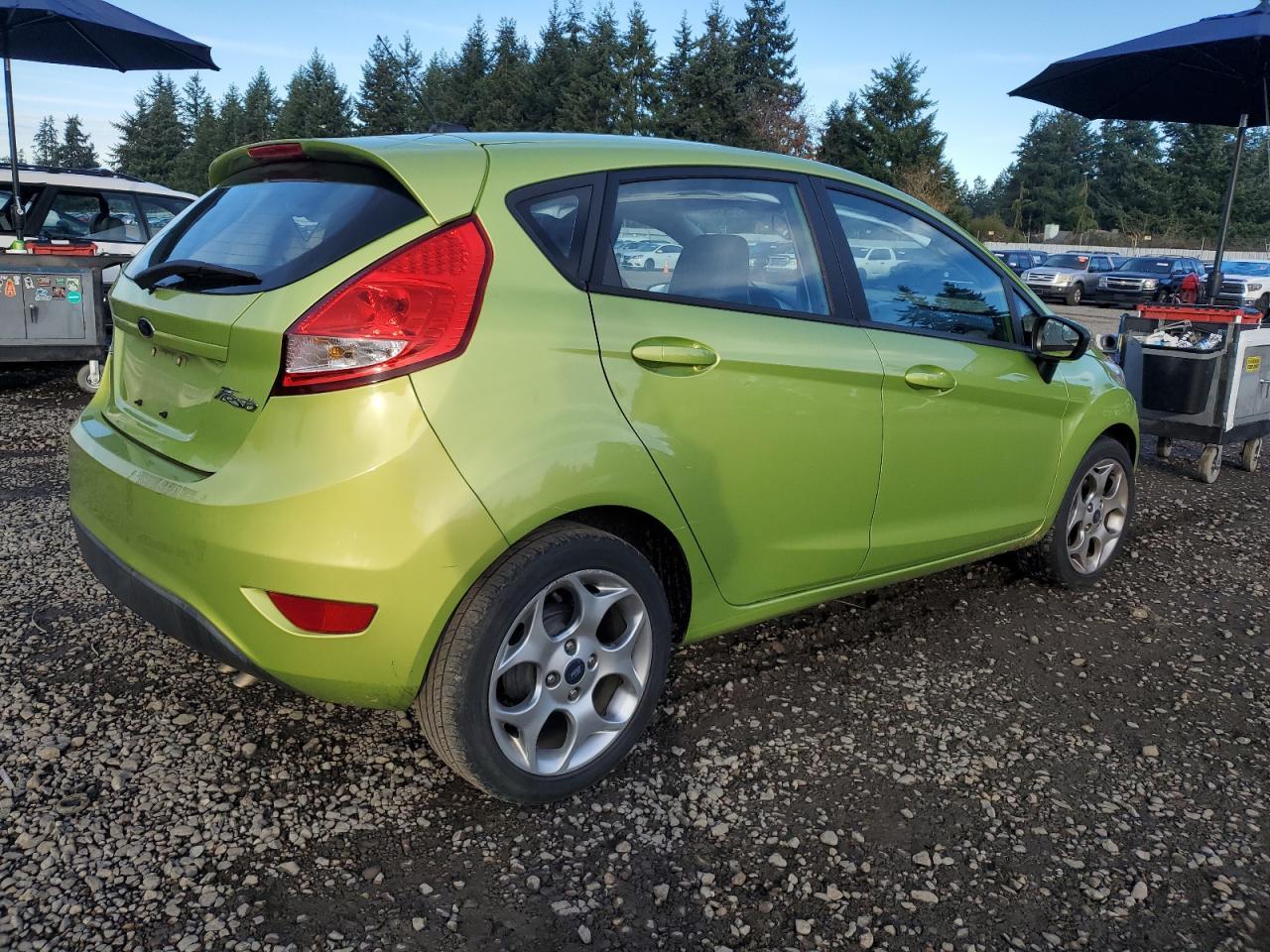 2011 FORD Fiesta