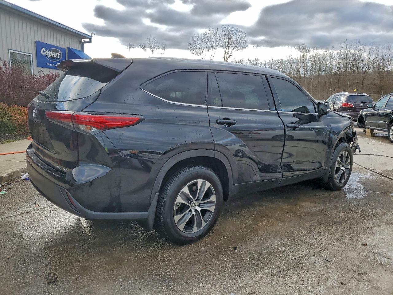 2021 TOYOTA HIGHLANDER
