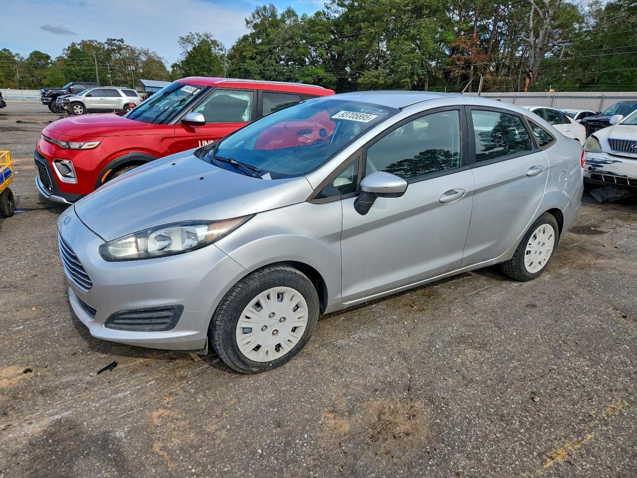 2015 FORD Fiesta