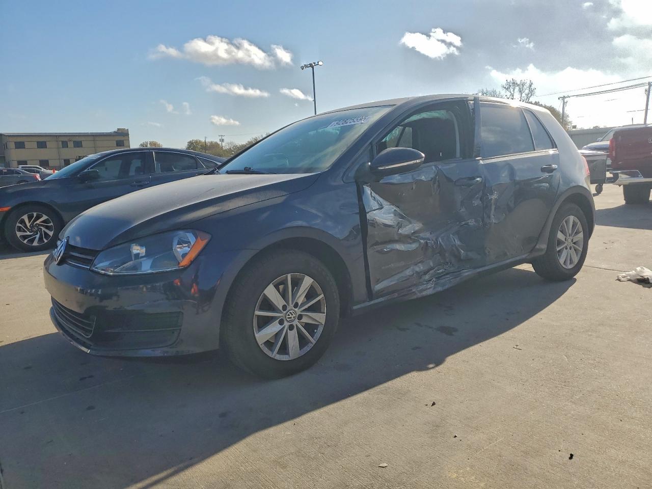 2015 VOLKSWAGEN GOLF