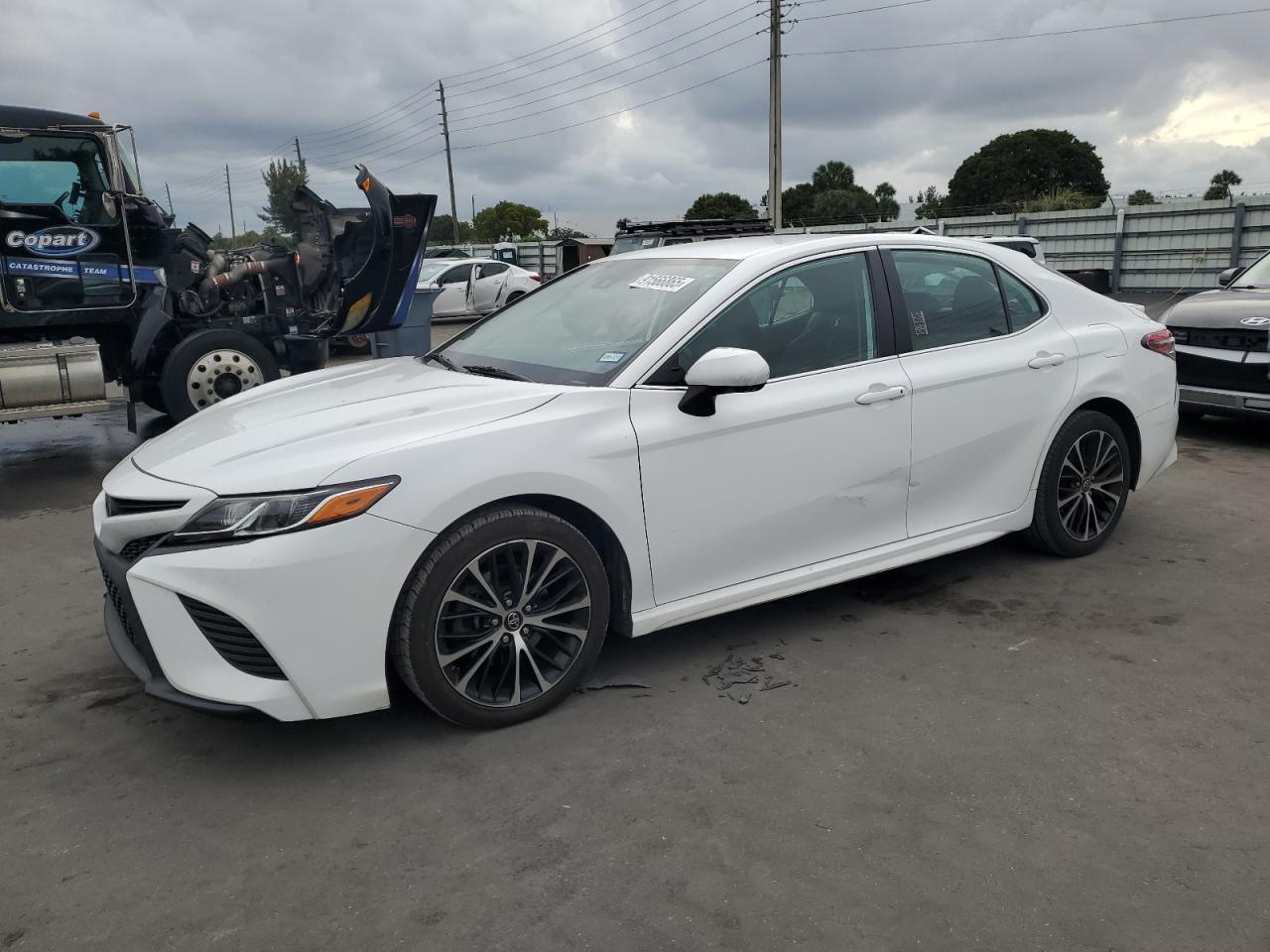 2019 TOYOTA CAMRY
