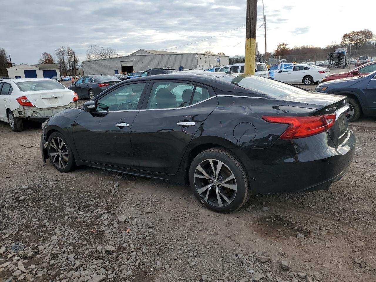 2018 NISSAN Maxima