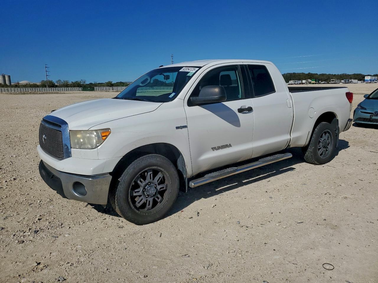 2012 TOYOTA TUNDRA