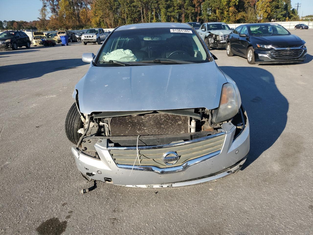 2009 NISSAN
