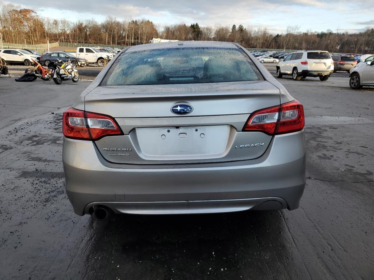 2015 SUBARU Legacy