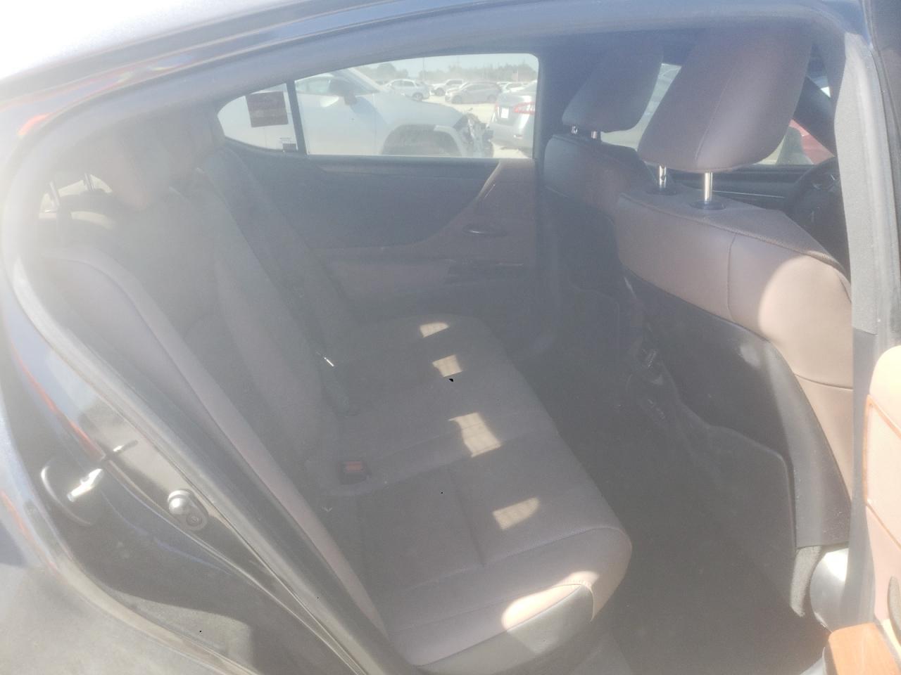 2023 LEXUS ES 300H