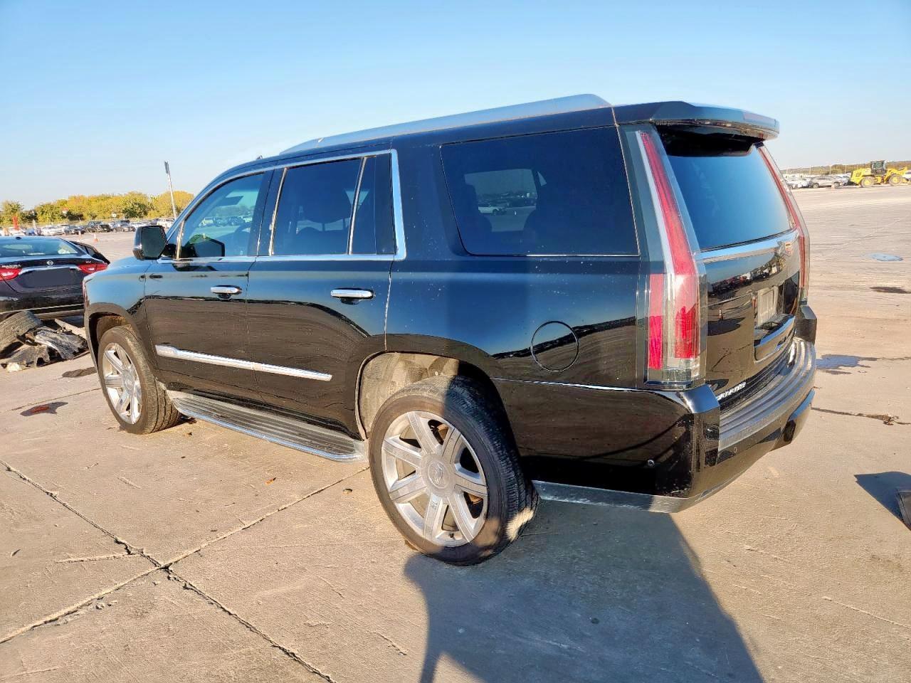 2017 CADILLAC ESCALADE