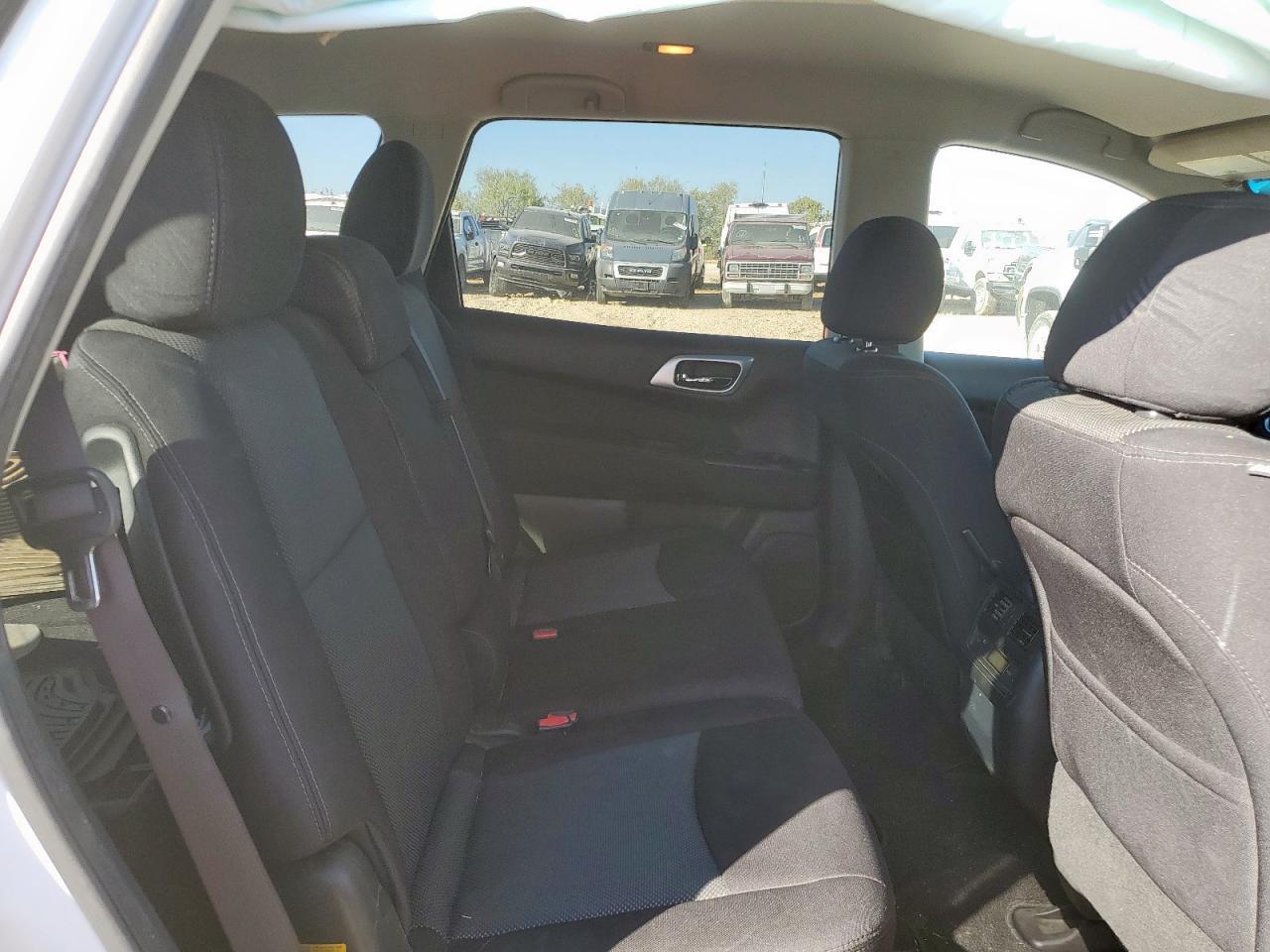 2017 NISSAN PATHFINDER
