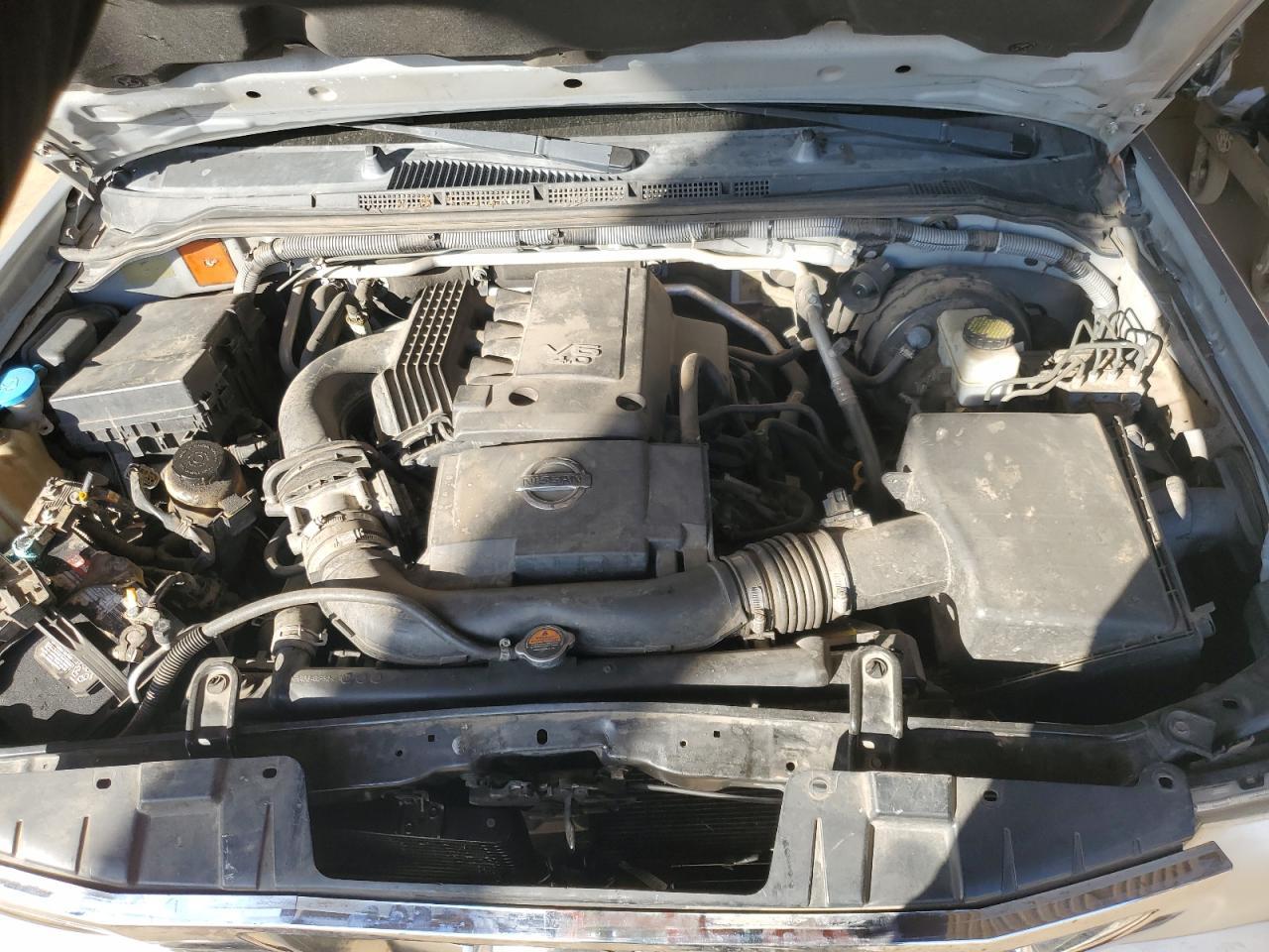 2011 NISSAN Frontier