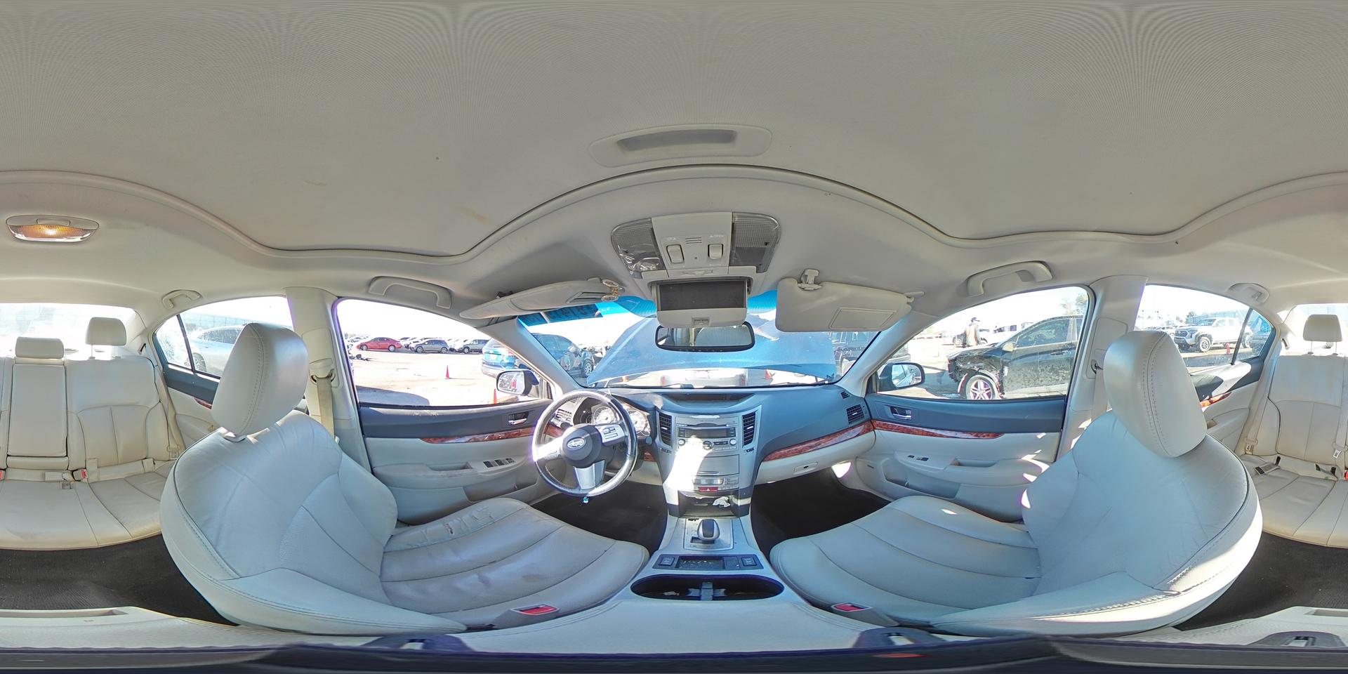 2010 SUBARU Legacy