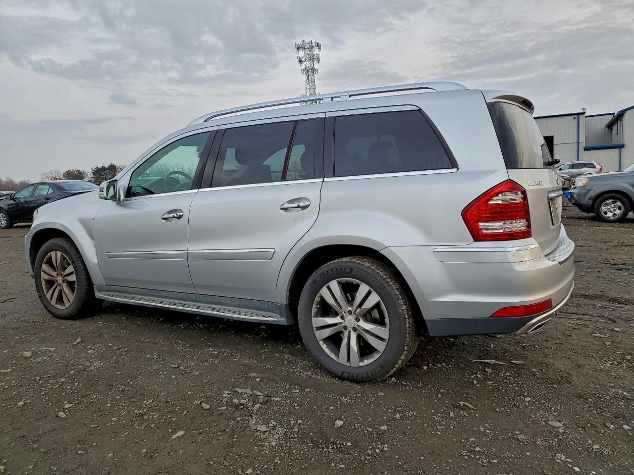 2011 MERCEDES-BENZ GL-Class