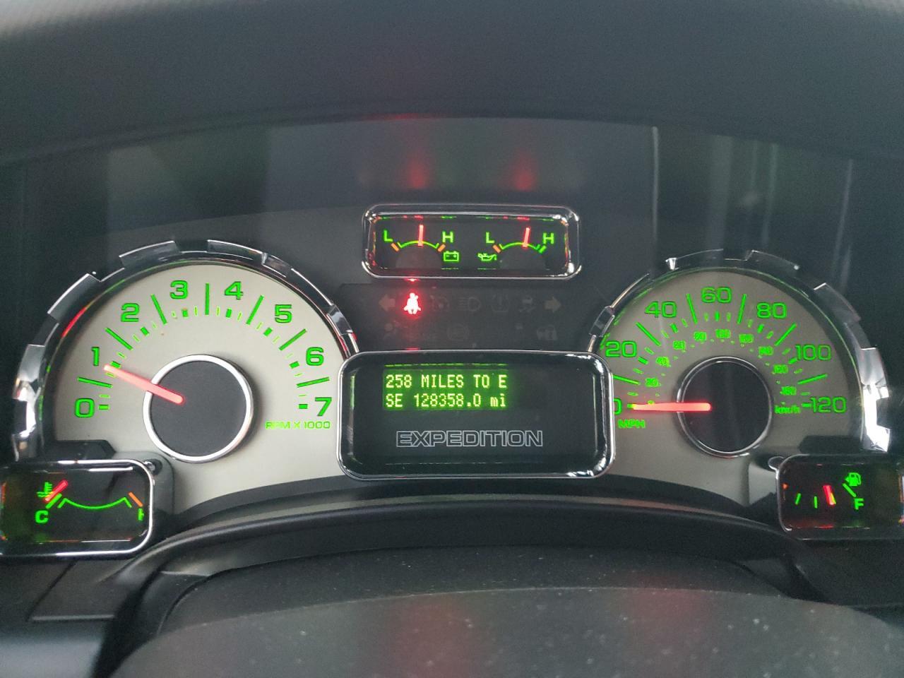 2013 FORD Expedition