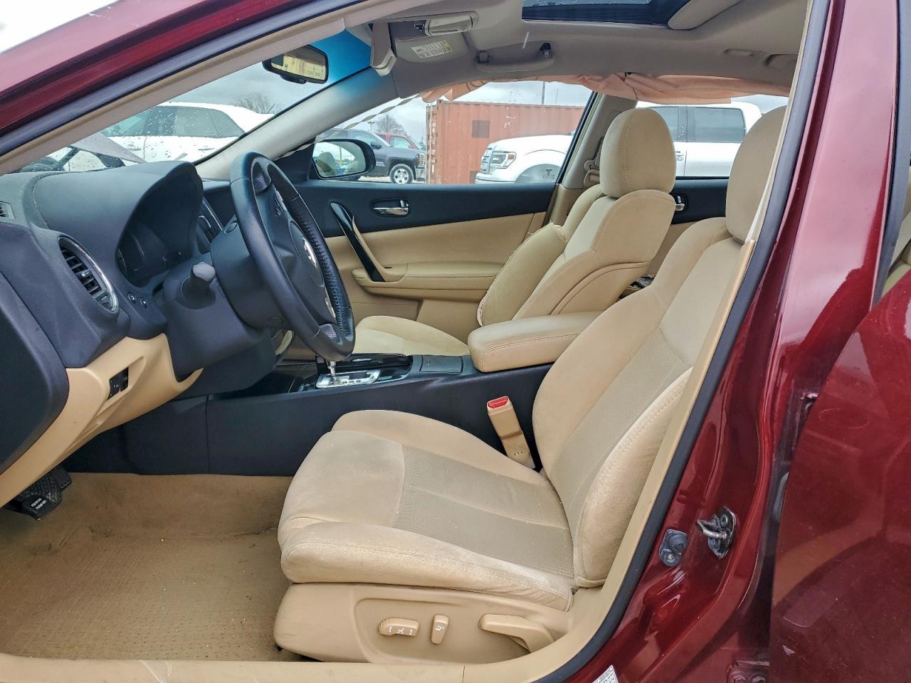 2010 NISSAN Maxima