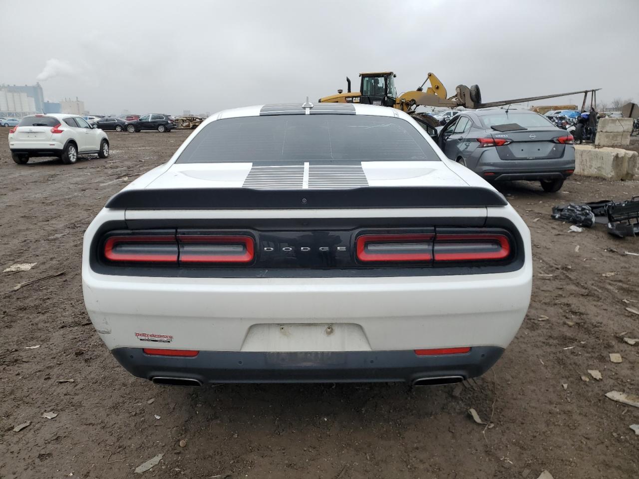 2016 DODGE Challenger
