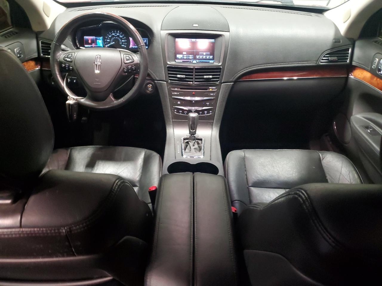 2013 LINCOLN MKT