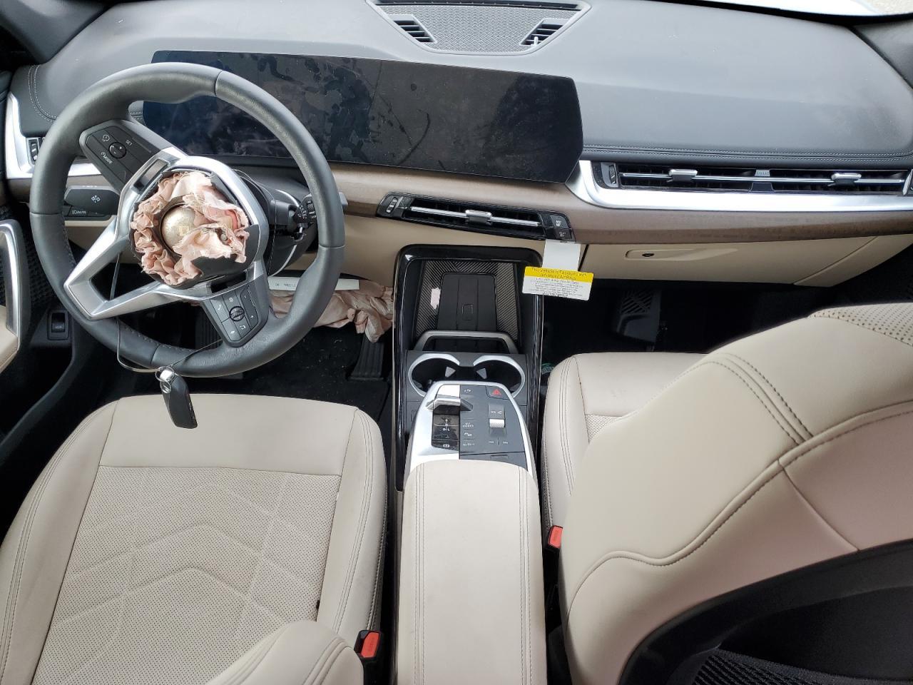 2024 BMW X1