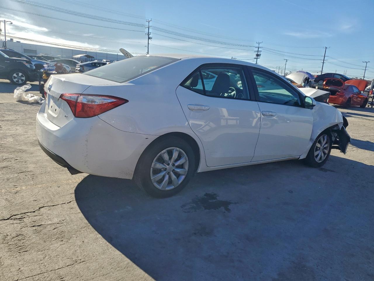 2015 TOYOTA COROLLA