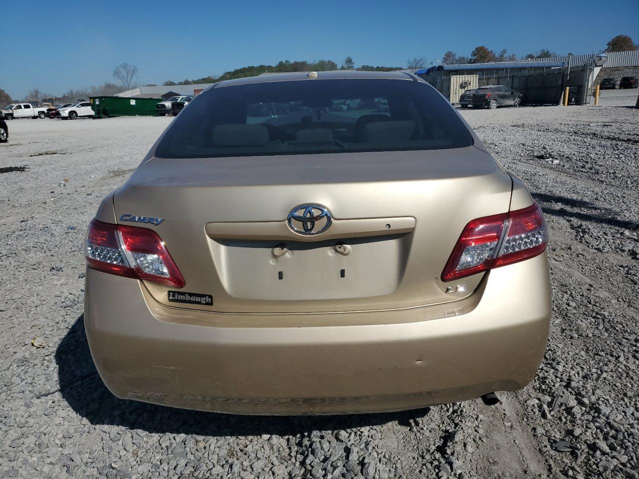 2011 TOYOTA CAMRY