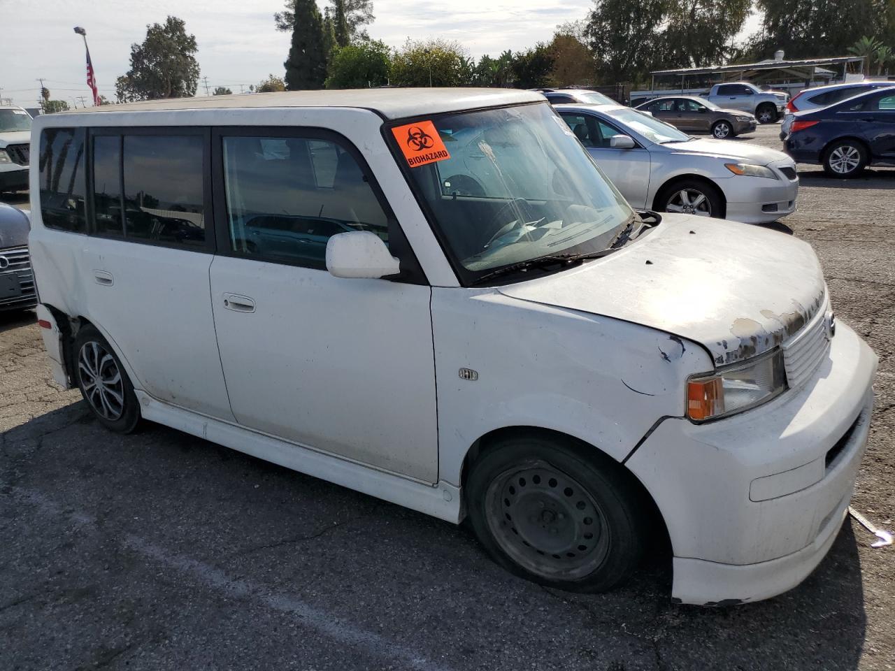 2005 TOYOTA SCION