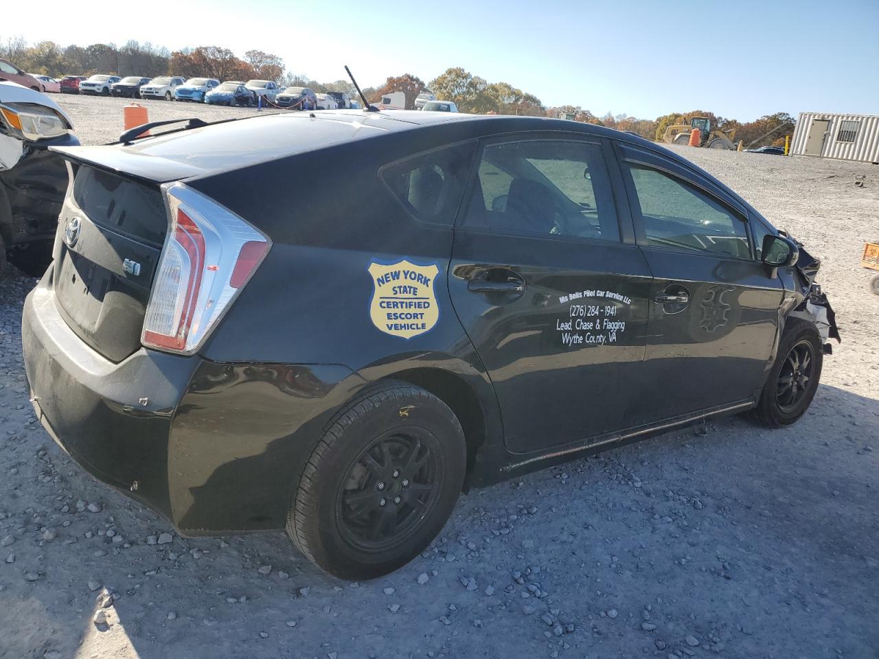 2015 TOYOTA PRIUS