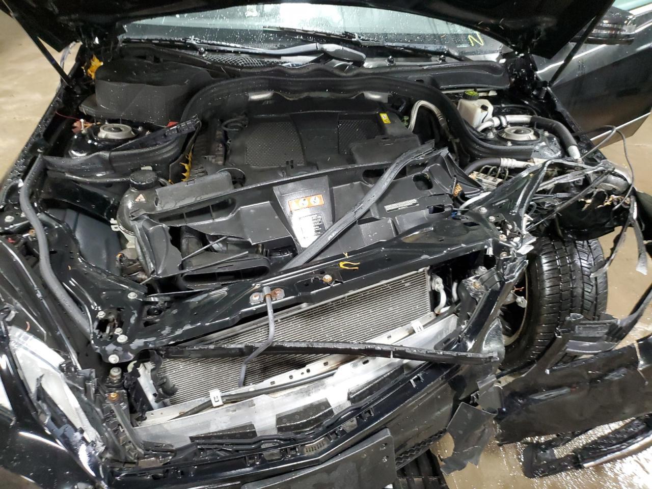 2013 MERCEDES-BENZ E-Class