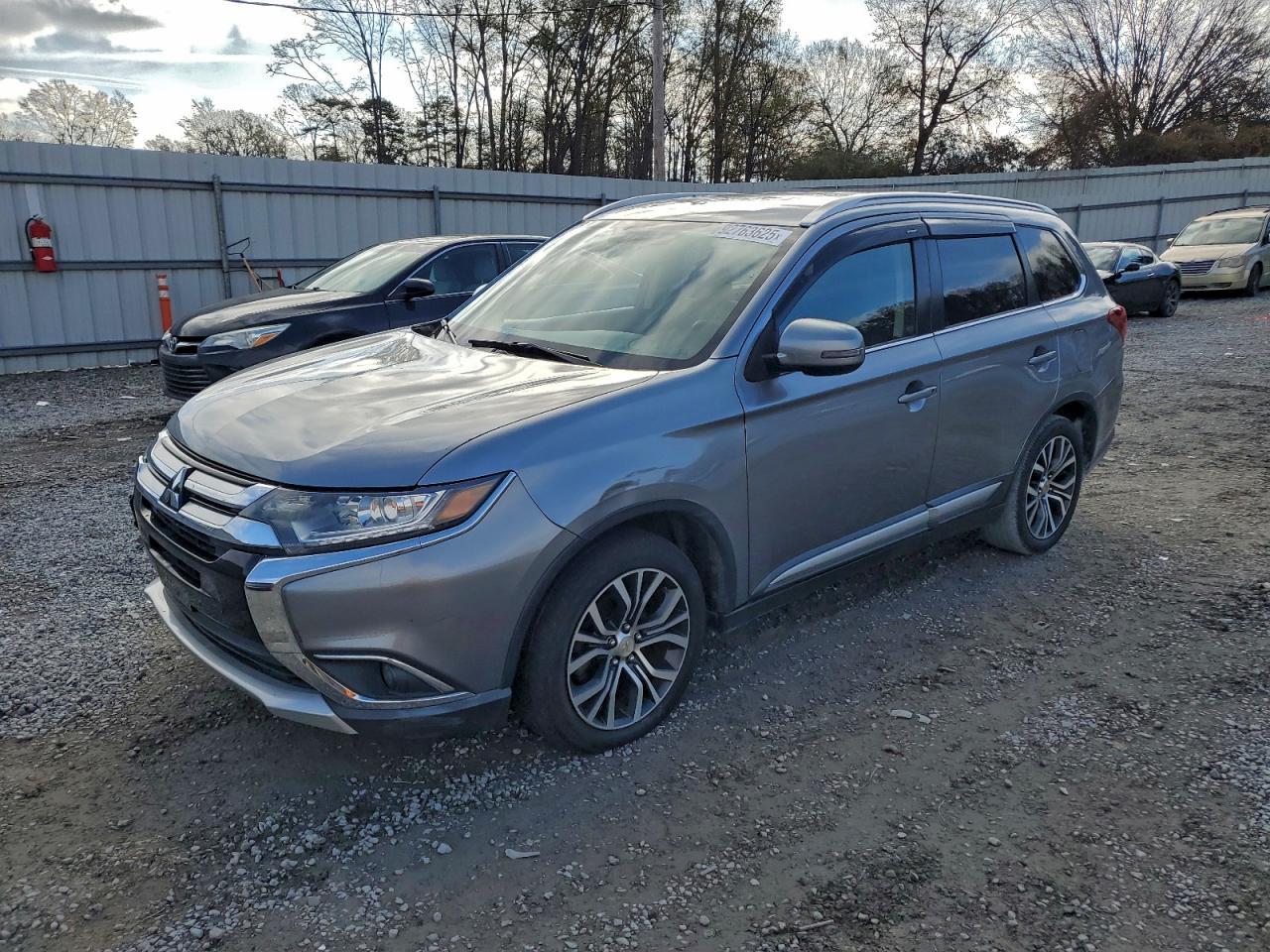 2017 MITSUBISHI outlander