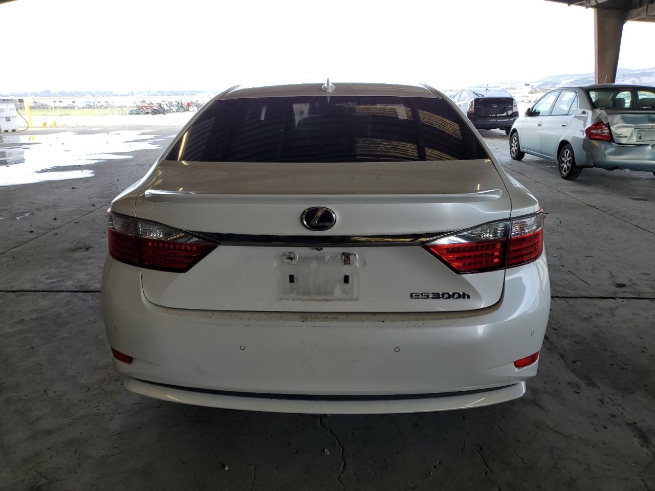 2015 LEXUS ES 300H