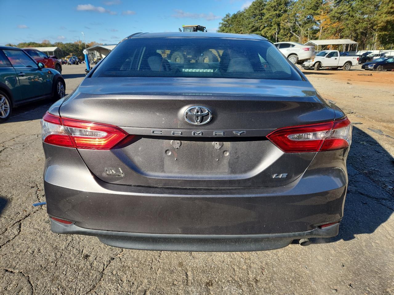 2018 TOYOTA CAMRY