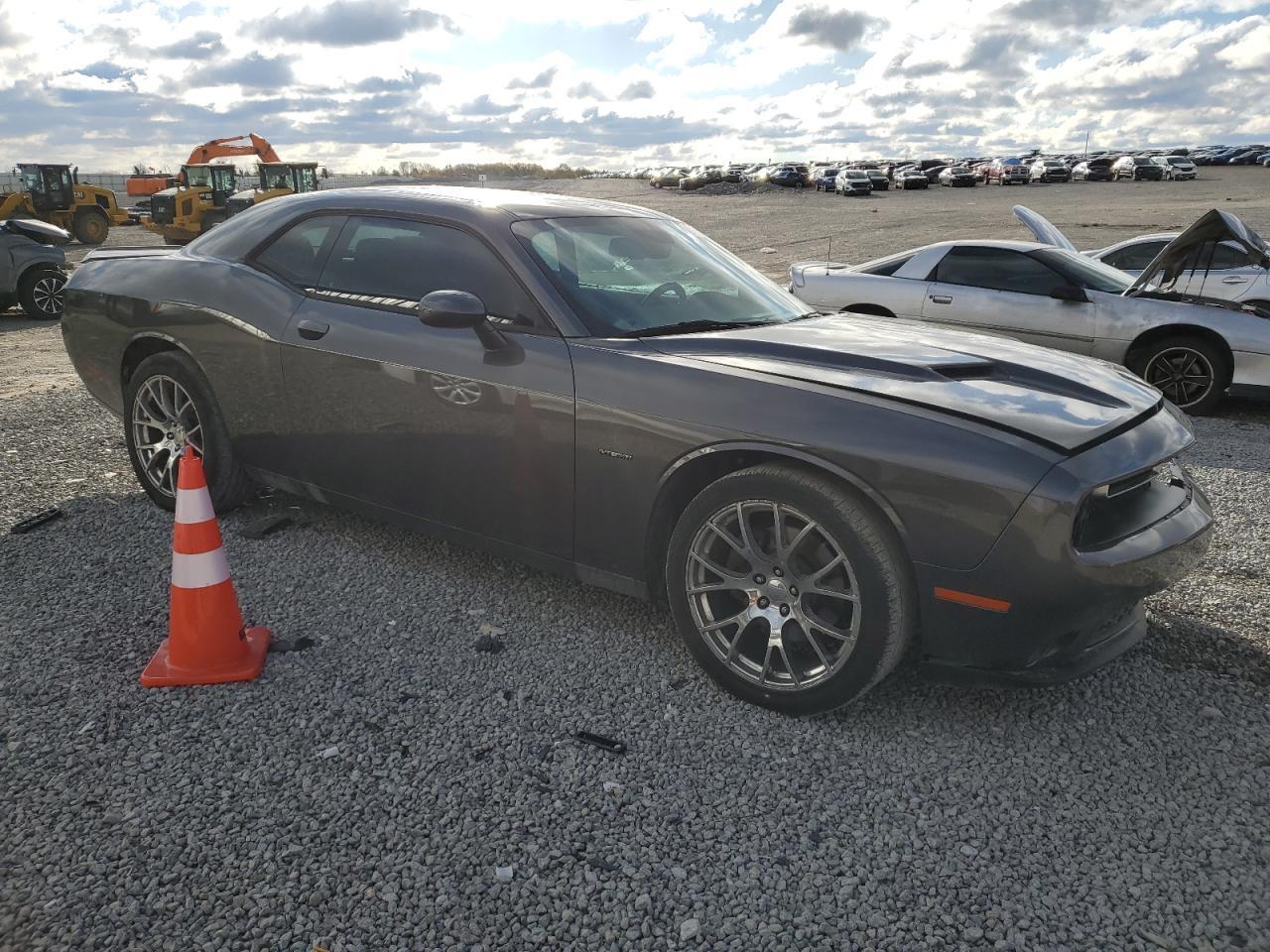 2015 DODGE Challenger