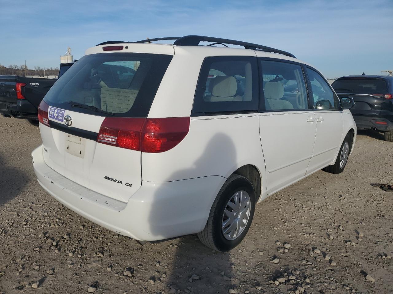 2005 TOYOTA SIENNA