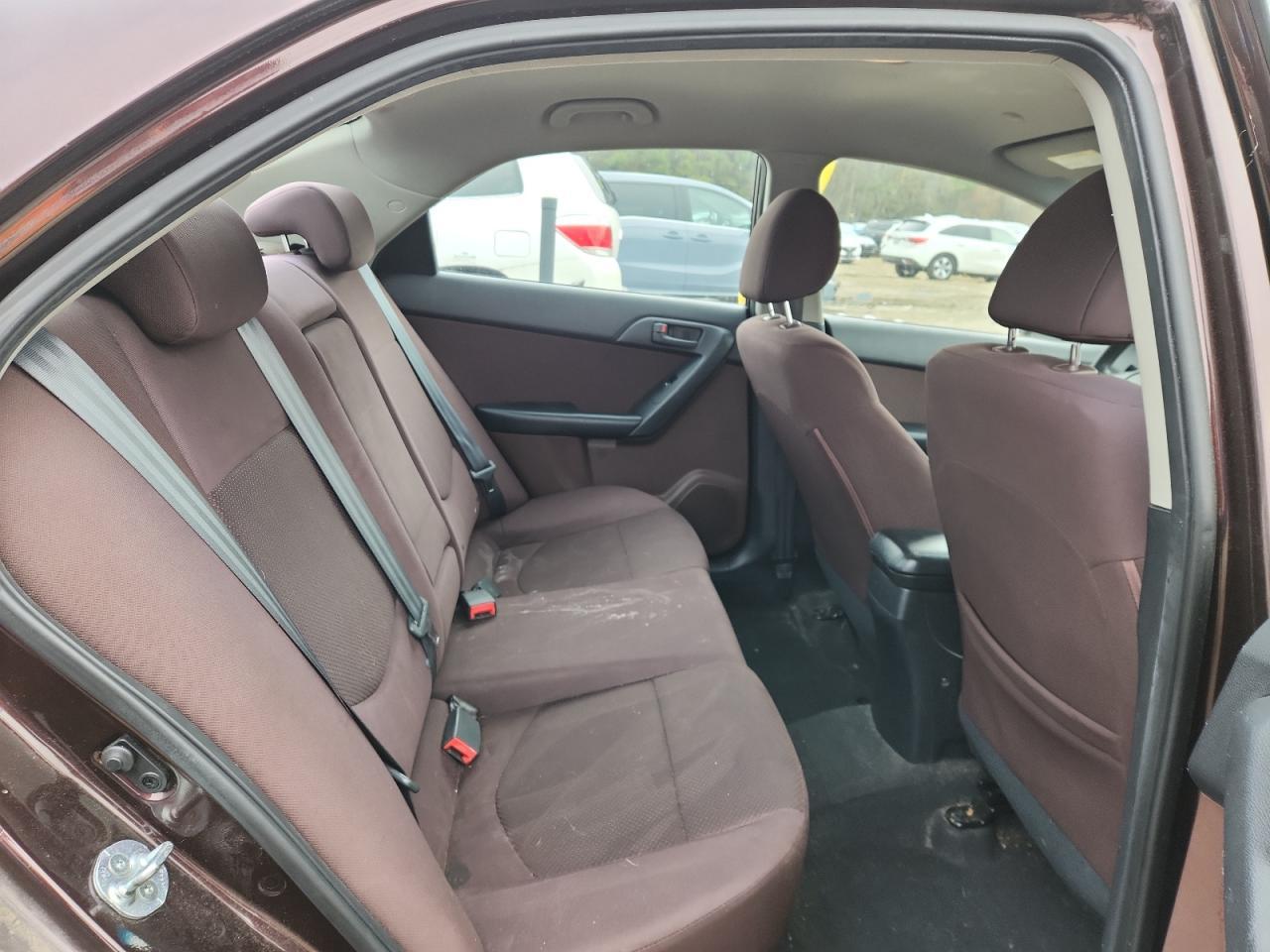 2010 KIA FORTE
