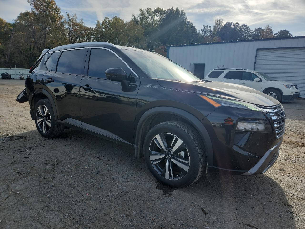 2024 NISSAN ROGUE