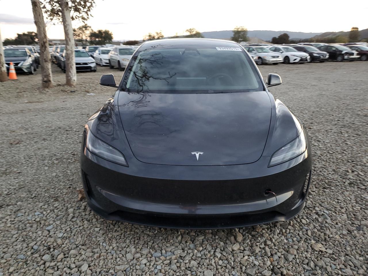 2024 TESLA MODEL 3