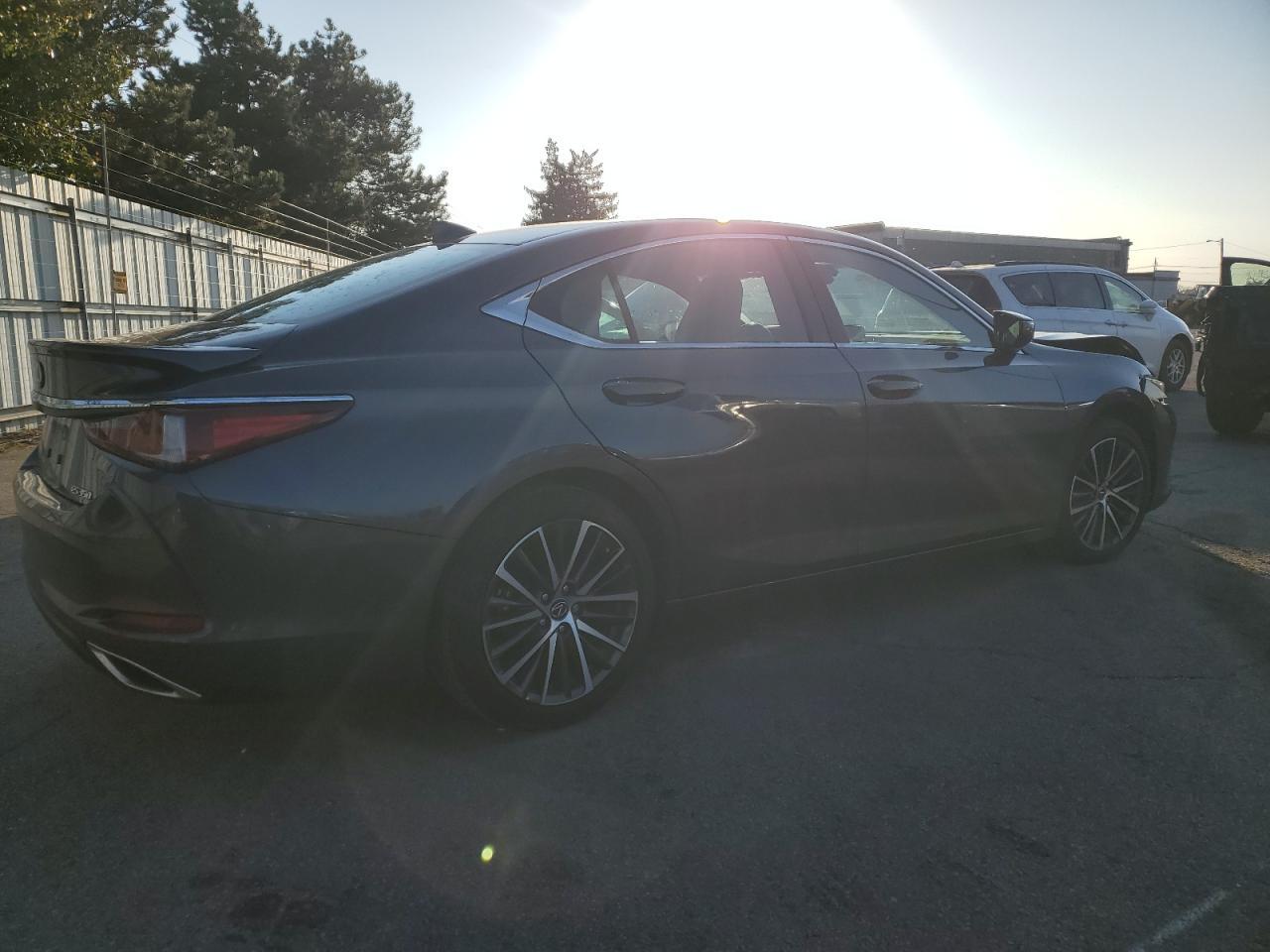 2024 LEXUS ES 350