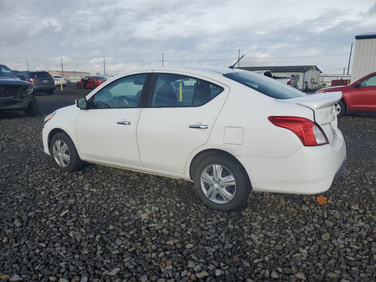 2018 NISSAN VERSA